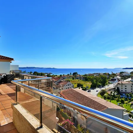 Galihost - Atico Con Piscina Y Vistas En Playa De Areas Apartman