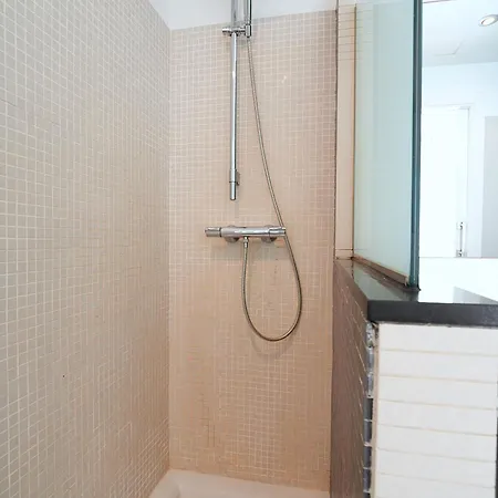 Galihost - Atico Con Piscina Y Vistas En Playa De Areas *